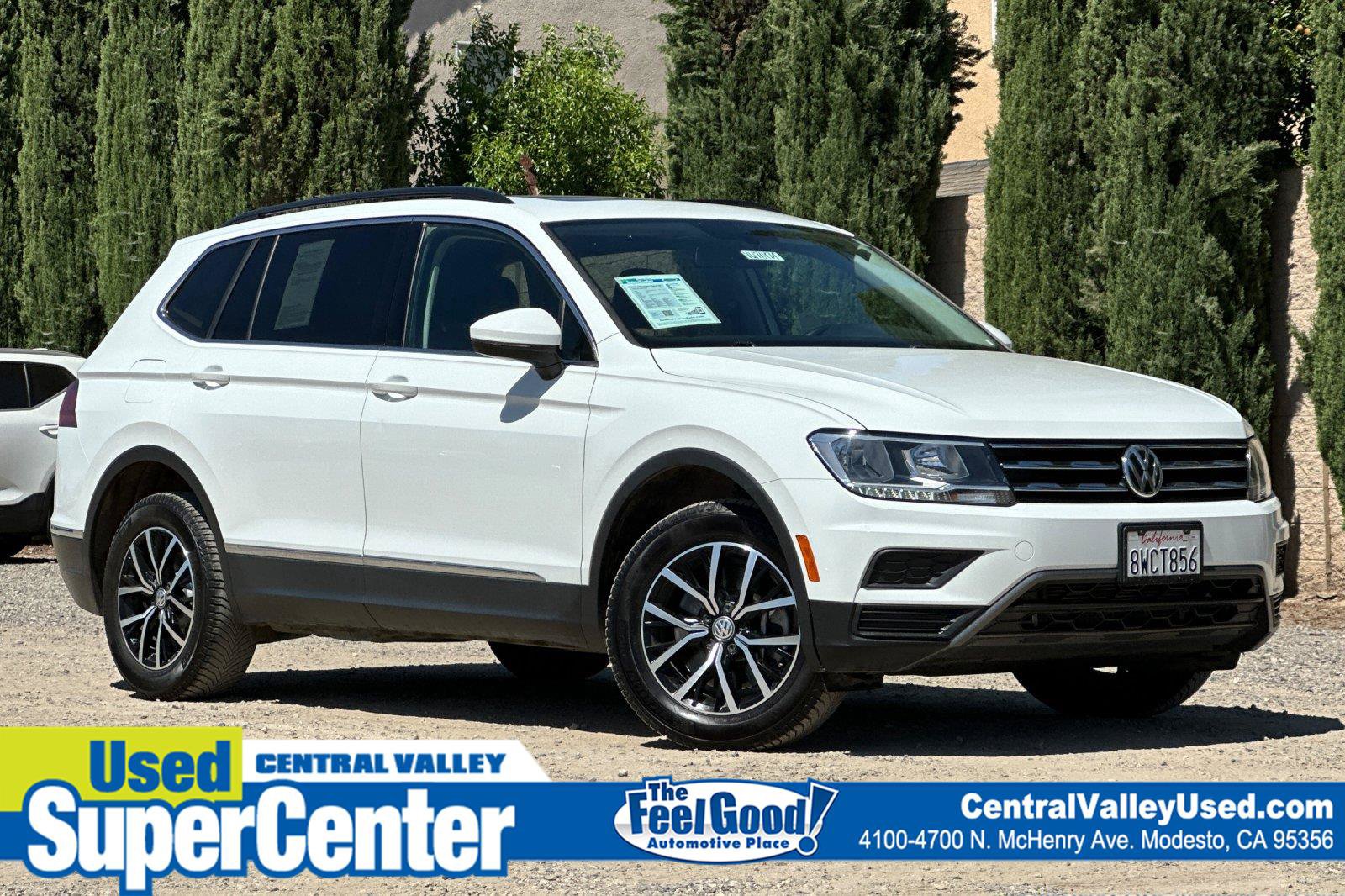 Used 2021 Volkswagen Tiguan SE w/ Panoramic Sunroof Package AWD/4WD image 1