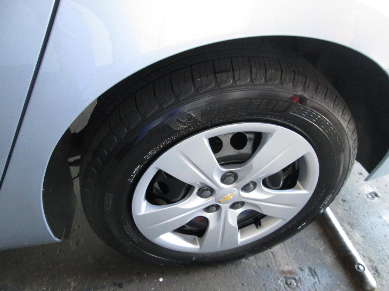 Used 2018 Chevrolet Cruze LS image 35