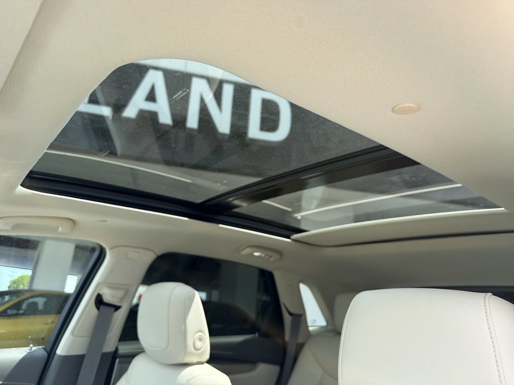 New 2026 Cadillac XT5 Premium Luxury w/ Driver Assist Package FWD image 25