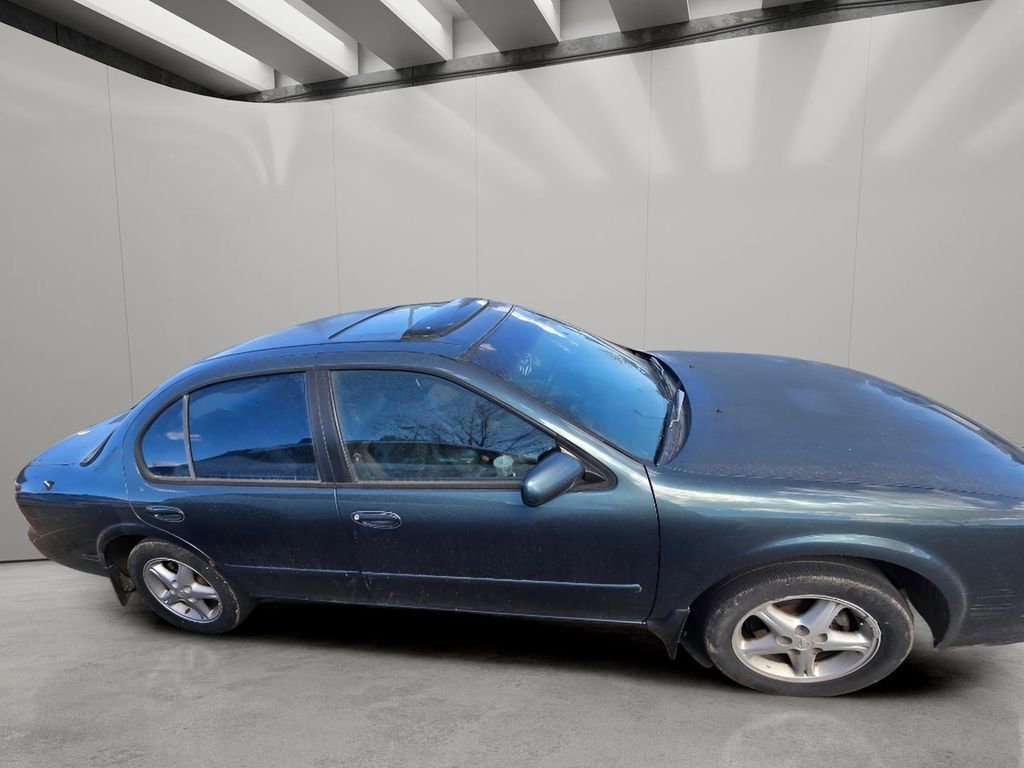 Used 1999 Nissan Maxima image 3