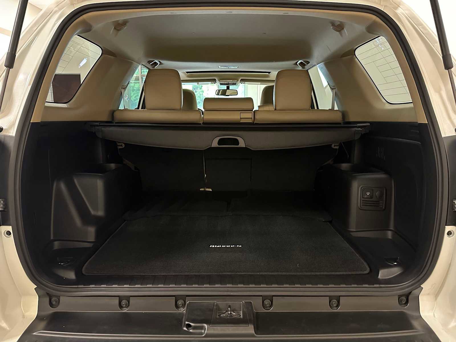 Used 2019 Toyota 4Runner Limited AWD/4WD image 31
