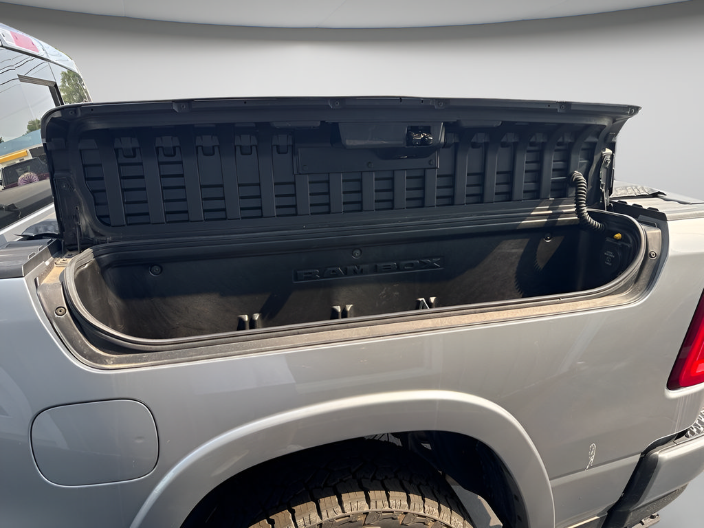 Used 2025 RAM 1500 Laramie w/ Sport Appearance Package AWD/4WD image 23