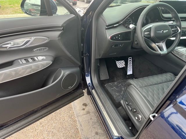 New 2024 Genesis GV70 3.5T Sport w/ Sport Advanced Package AWD/4WD image 15