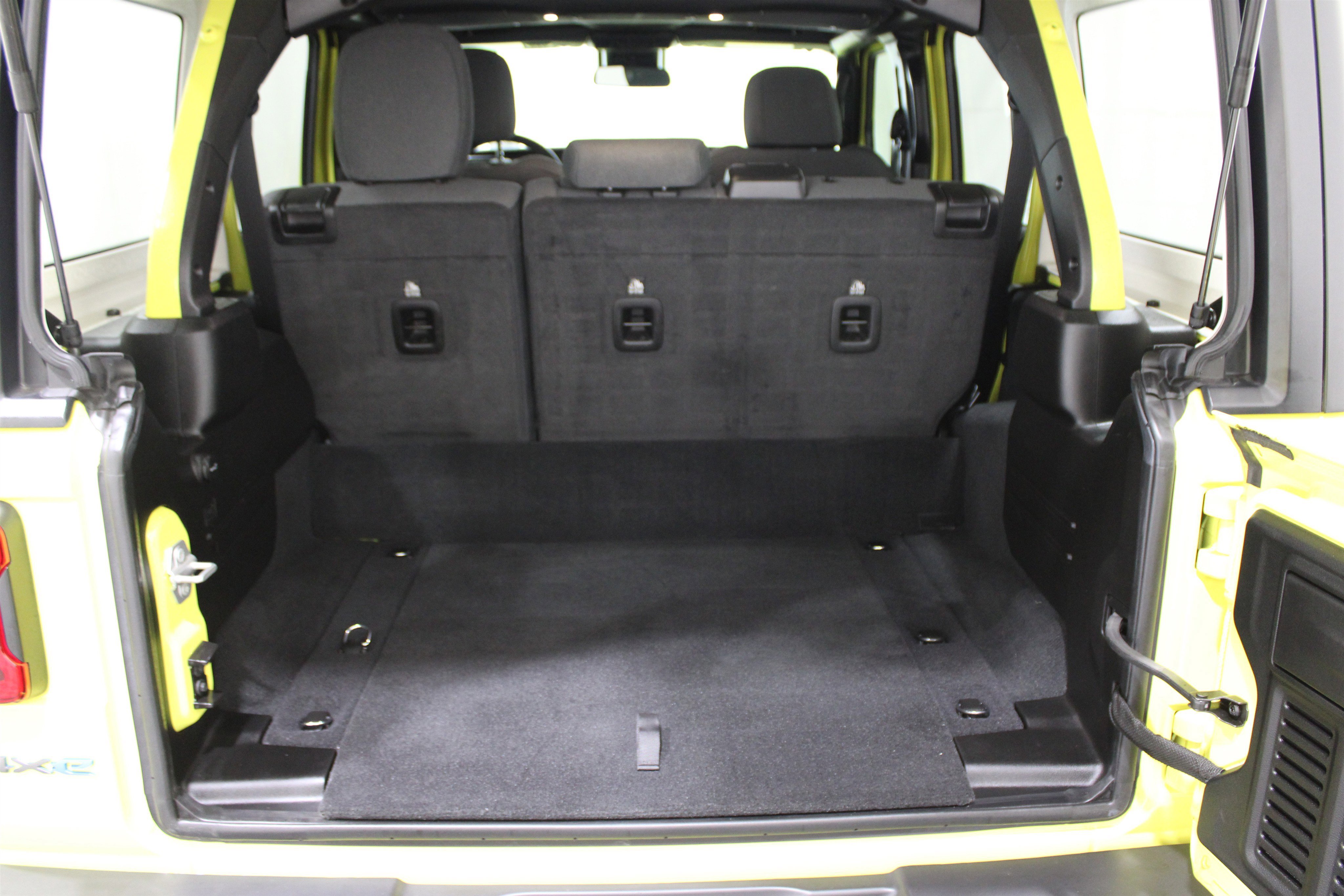 Used 2024 Jeep Wrangler Sport S w/ Dual Top Group image 28