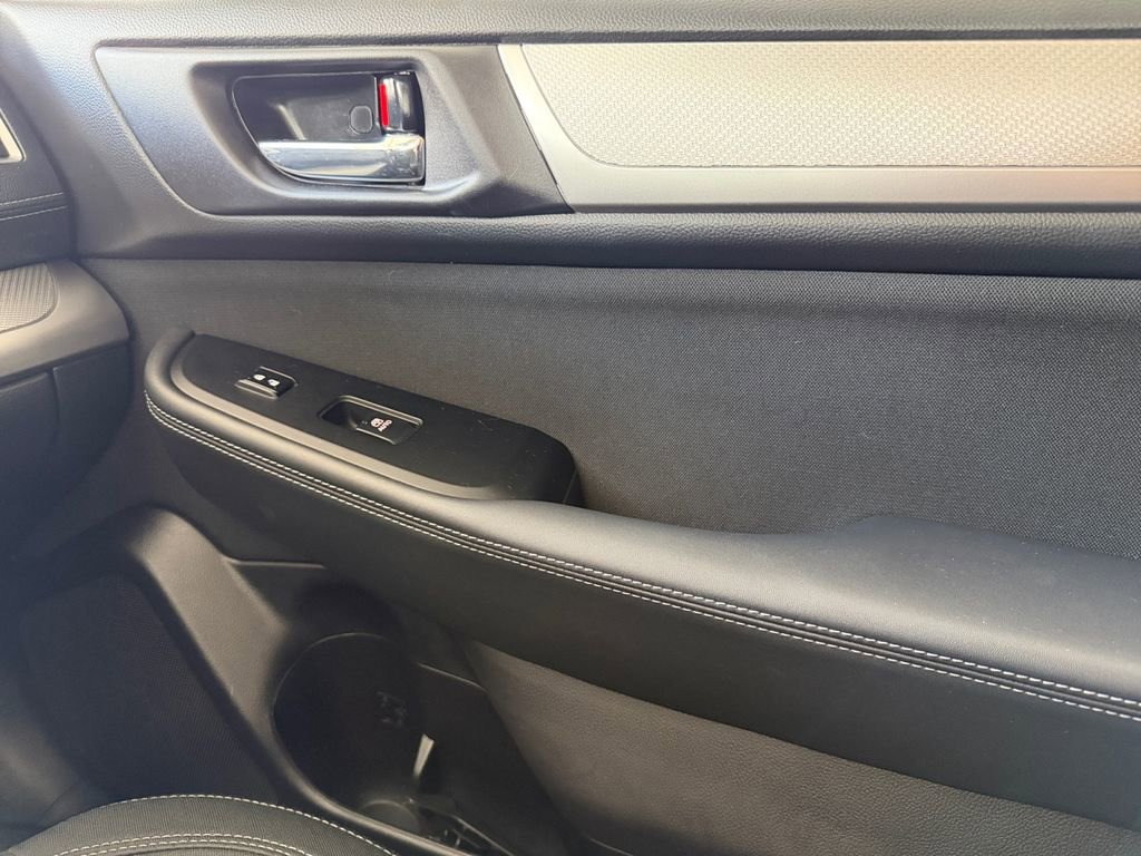 Used 2019 Subaru Outback 2.5i Premium AWD/4WD image 40