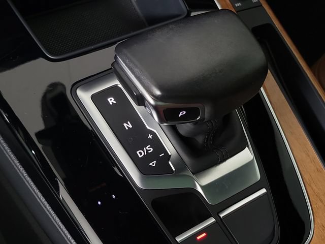 Used 2022 Audi Q5 2.0T Premium AWD/4WD image 33
