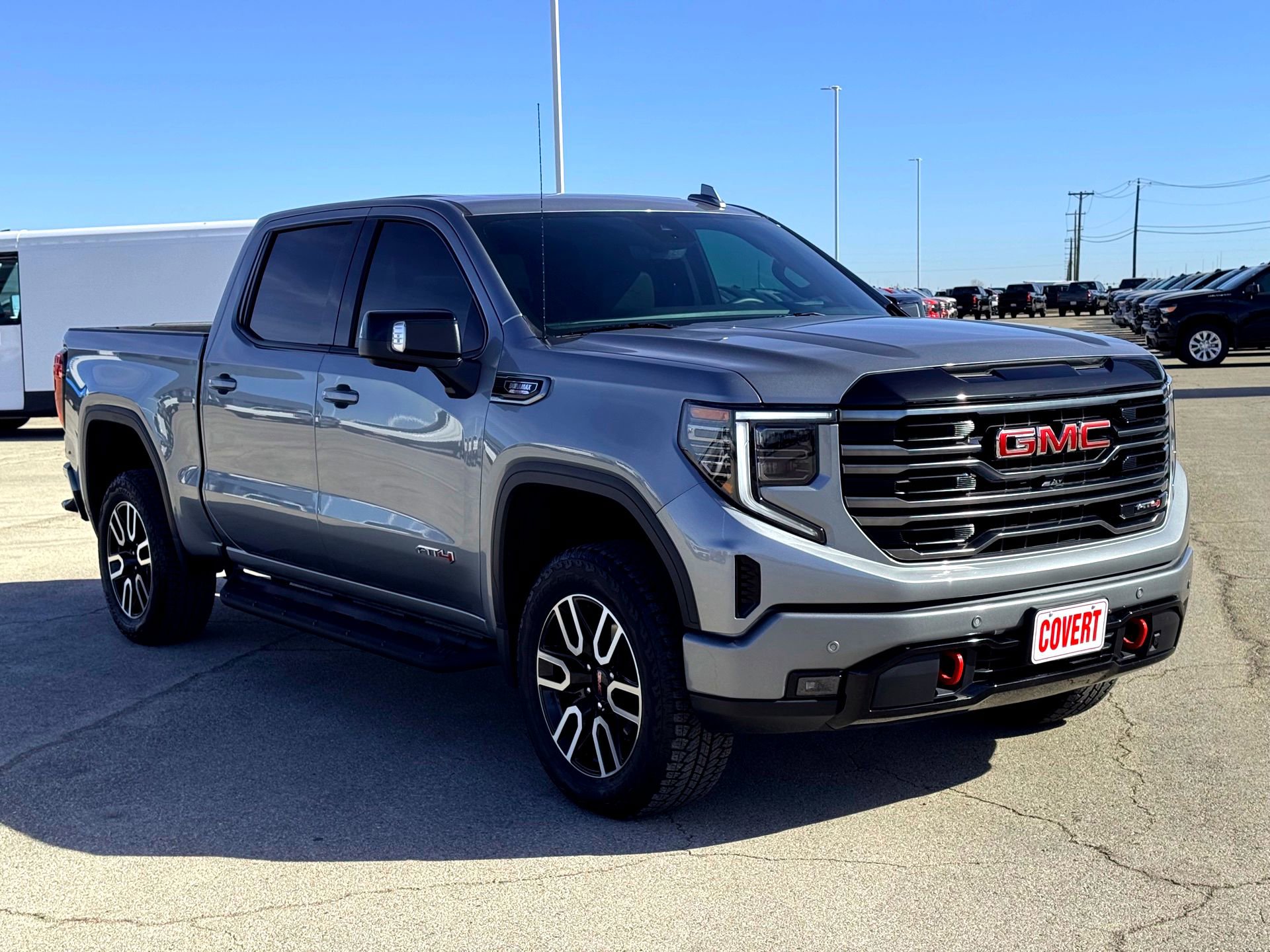 Used 2025 GMC Sierra 1500 AT4 w/ AT4 Premium Package image 5