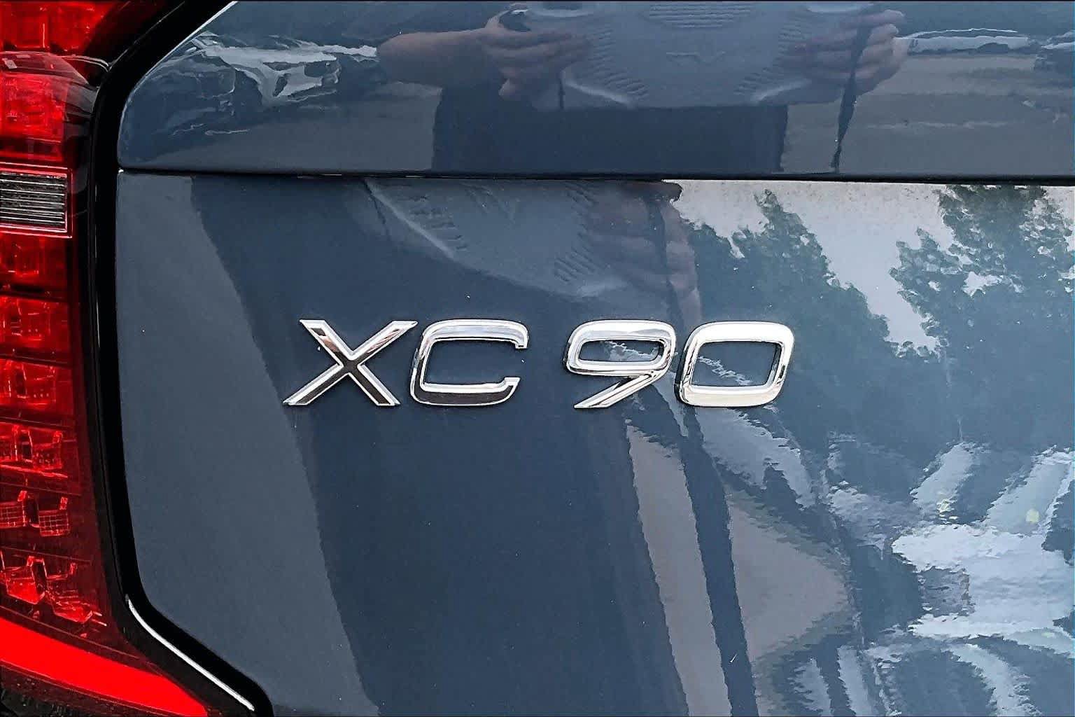 New 2026 Volvo XC90 B6 Plus w/ Protection Package Premier AWD/4WD image 6