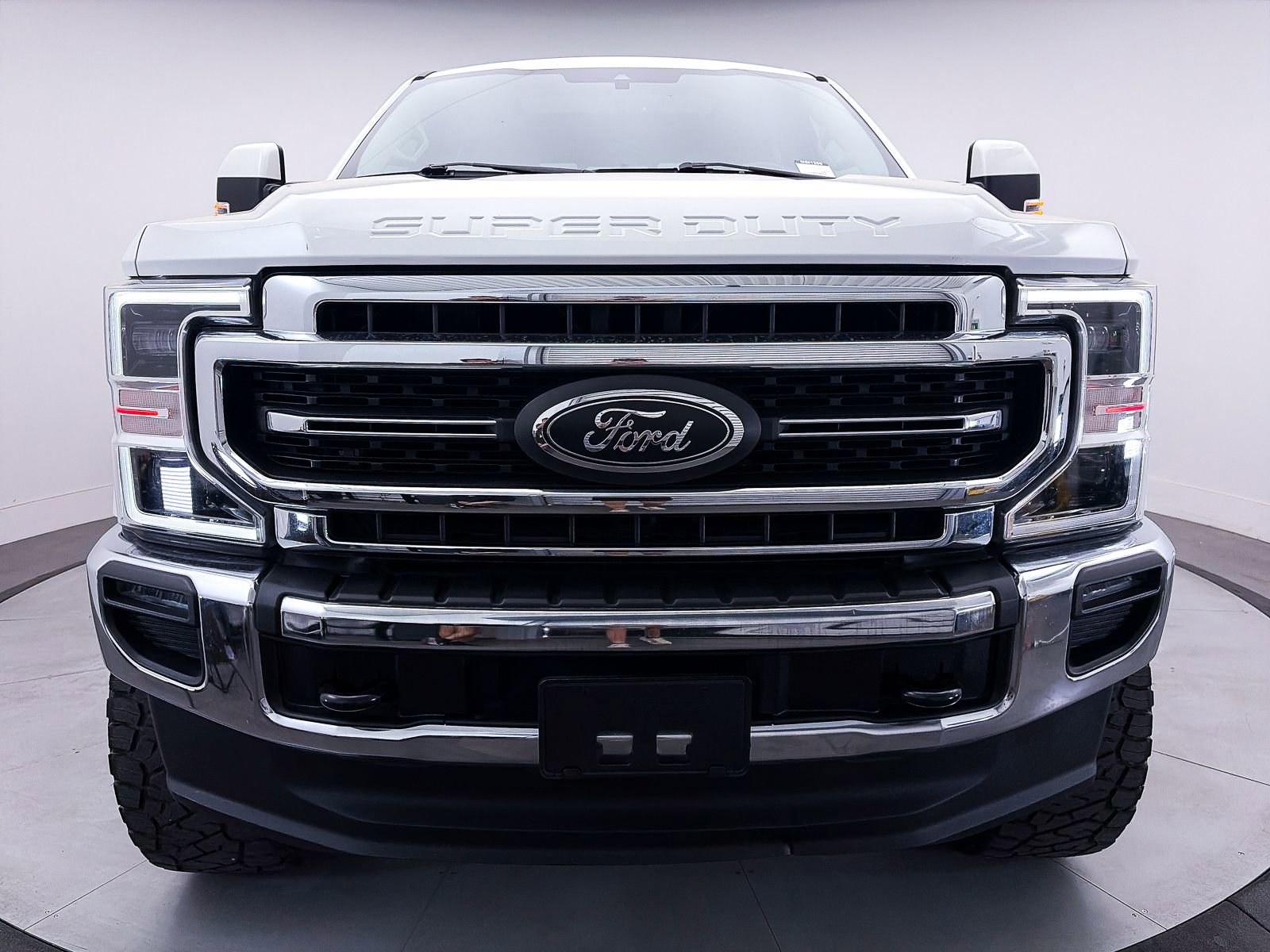 Used 2020 Ford F350 Lariat w/ Lariat Ultimate Package AWD/4WD image 16