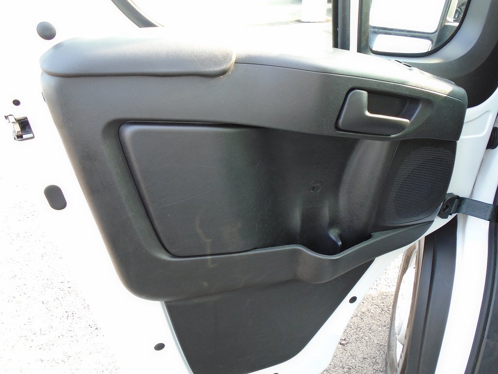 Used 2025 RAM ProMaster 2500 w/ U-Haul Equipment Group FWD image 5