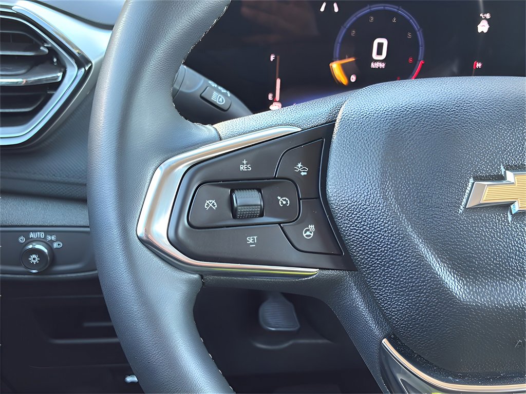 Used 2025 Chevrolet TrailBlazer LT w/ LT Cold Weather Package image 28