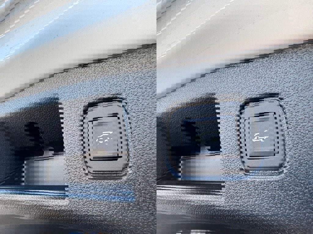 New 2026 Chevrolet Blazer EV LT image 8