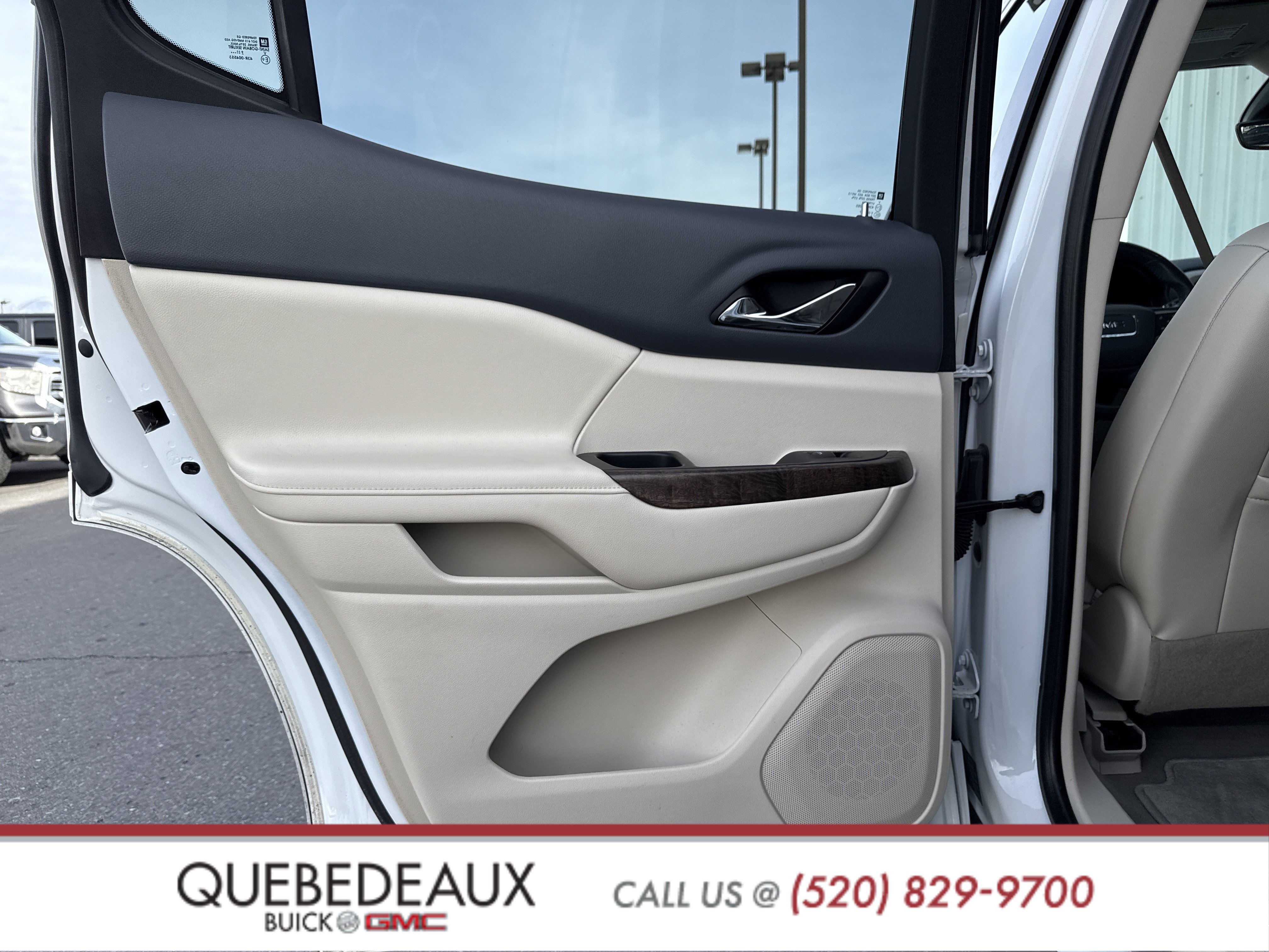 Used 2020 GMC Acadia Denali w/ Denali Ultimate Package image 23