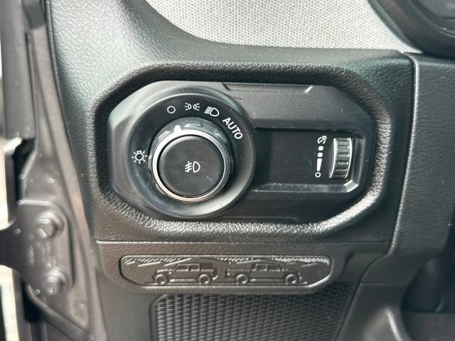 Used 2024 Jeep Wrangler Unlimited Sport AWD/4WD image 10