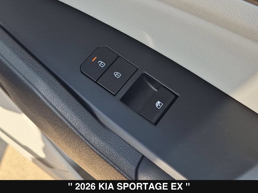 Used 2026 Kia Sportage EX w/ EX Panorama Roof Package FWD image 33