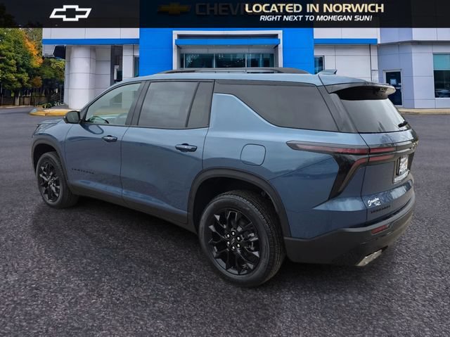 New 2026 Chevrolet Traverse LT w/ Midnight/Sport Edition FWD image 7