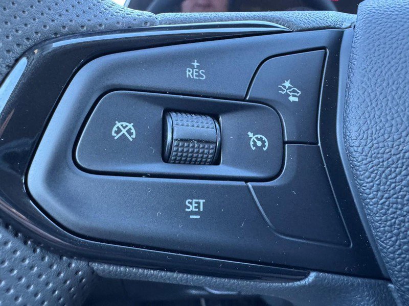 New 2026 Chevrolet Trax LT image 9