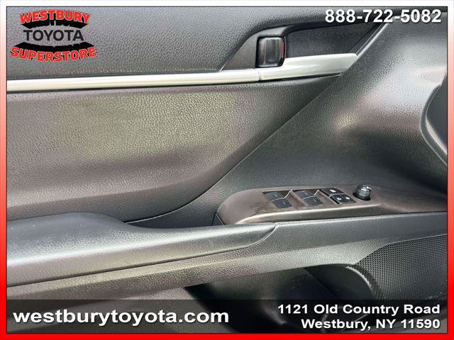 Certified 2023 Toyota Camry SE AWD/4WD image 18