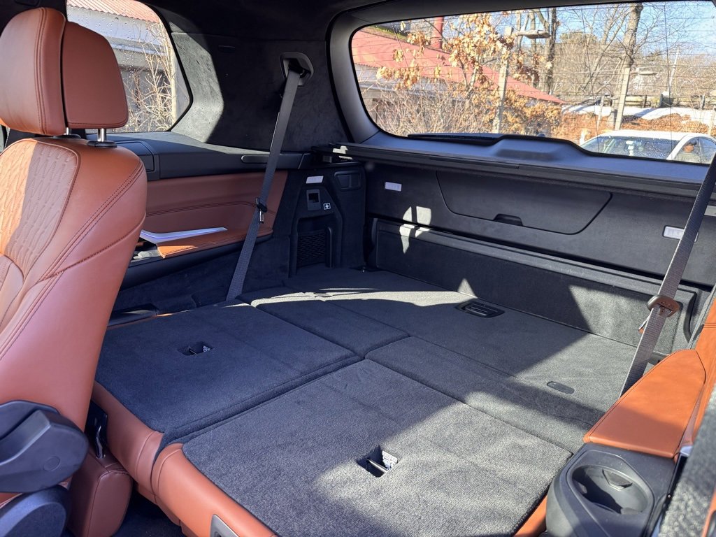 Used 2023 BMW X7 xDrive40i image 15