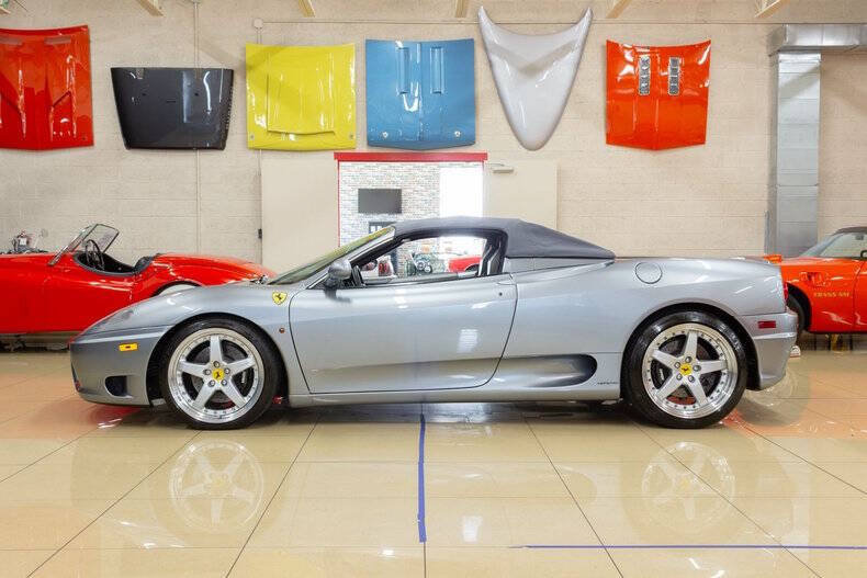 Used 2004 Ferrari 360 Spider RWD image 8