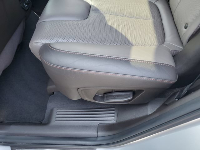 Used 2020 Hyundai Santa Fe Limited FWD image 15