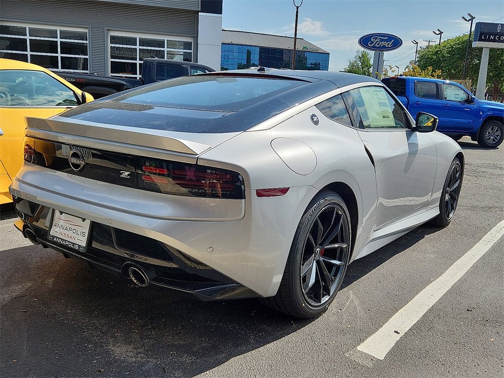 New 2025 Nissan Z Performance w/ Floor Mat Package image 4