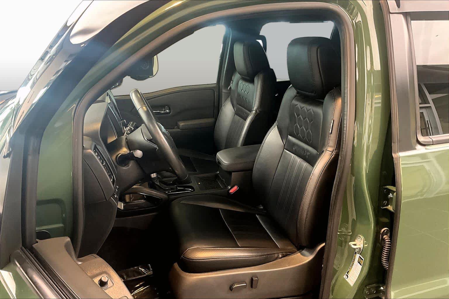 Used 2022 Nissan Frontier Pro-X w/ Pro-X Premium Package RWD image 8