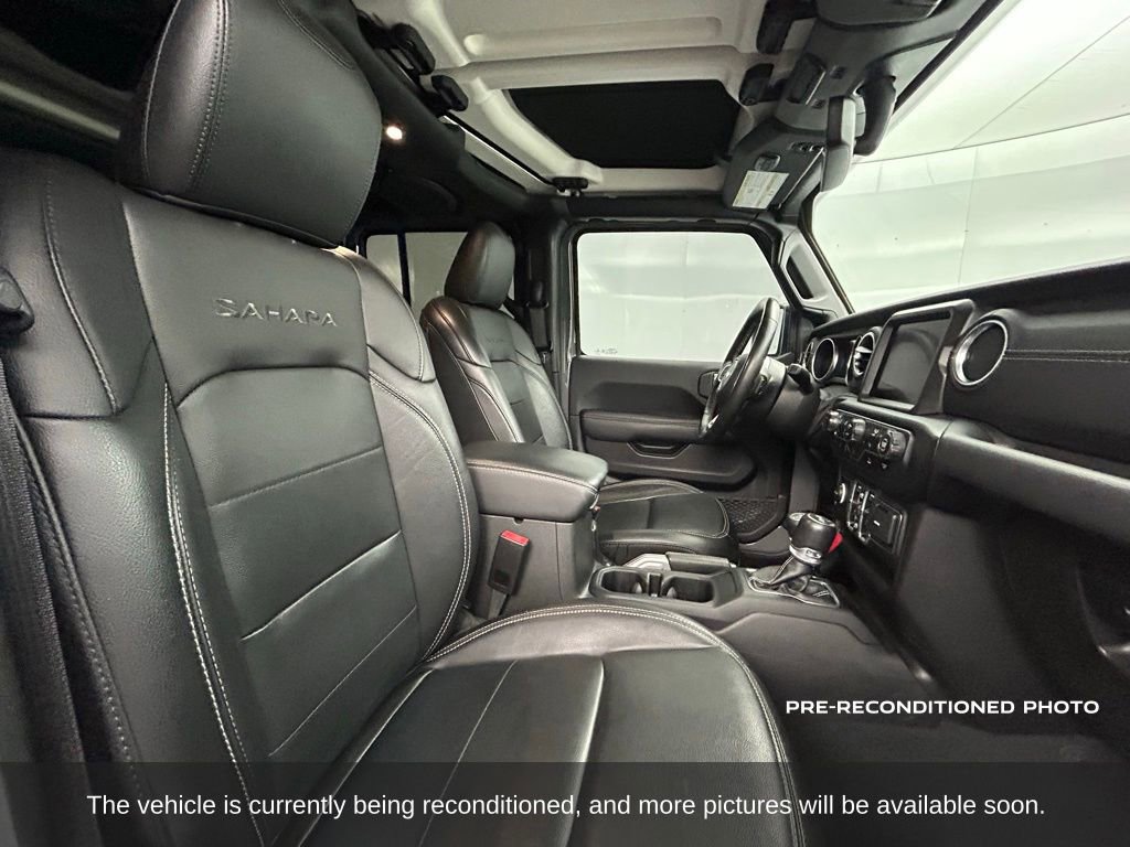 Used 2022 Jeep Wrangler Unlimited Sahara w/ Cold Weather Group image 15