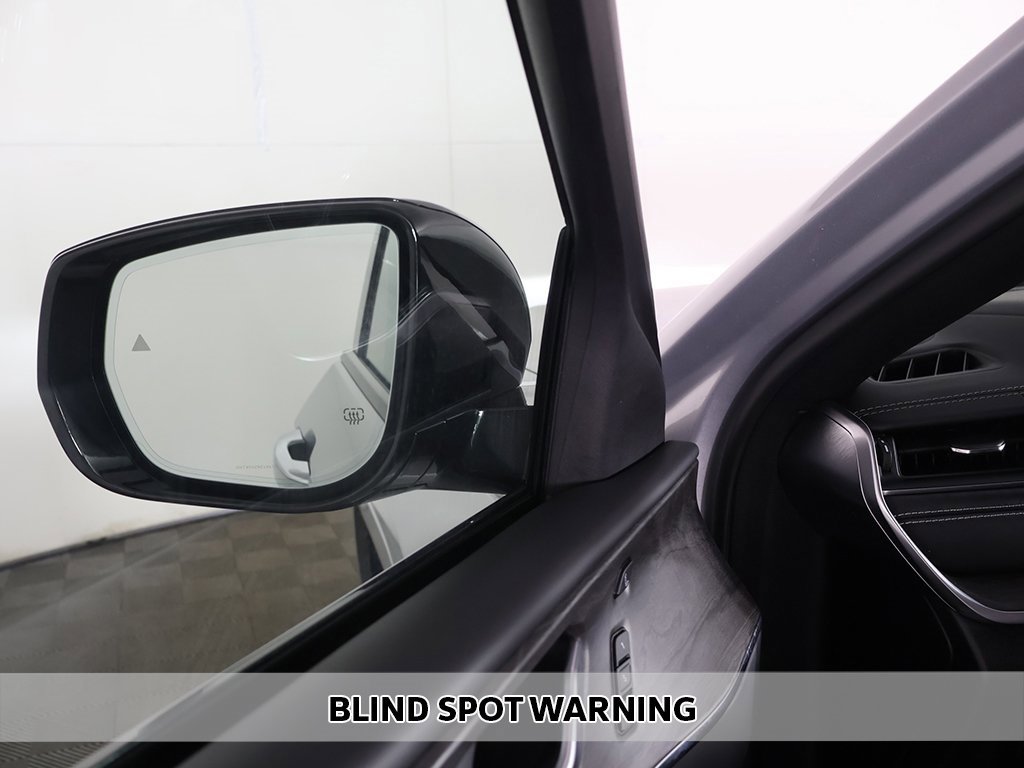 Used 2021 Jeep Grand Cherokee L Overland w/ Luxury Tech Group IV image 7