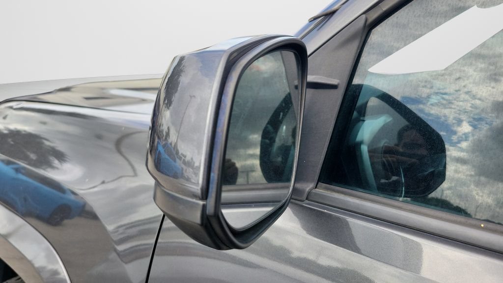 Used 2019 Toyota Tacoma SR5 RWD image 5