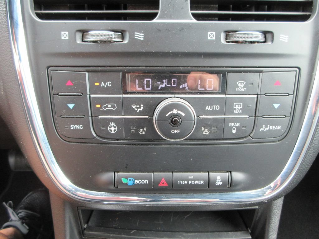 Used 2019 Dodge Grand Caravan GT FWD image 28