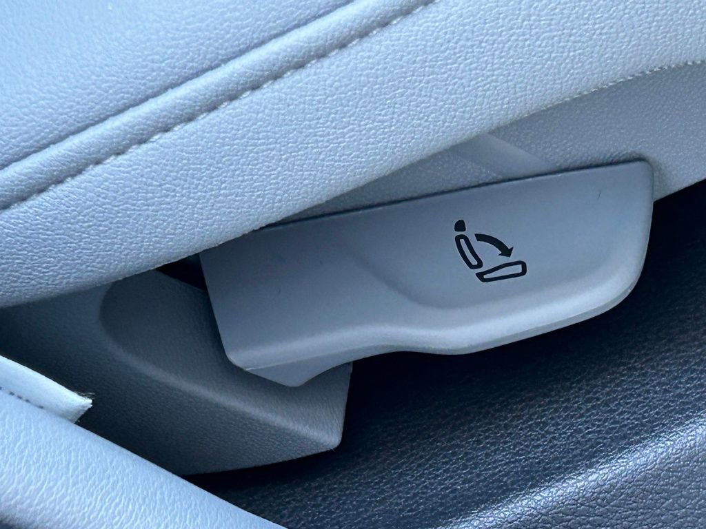 New 2025 Audi Q5 Prestige image 54