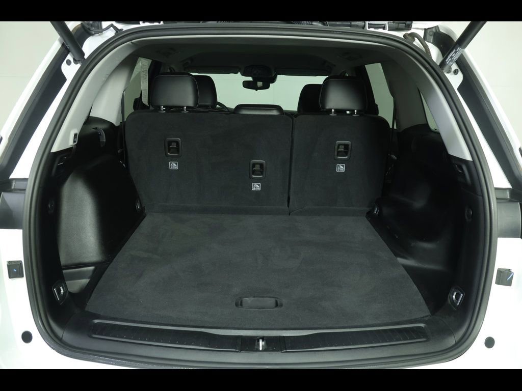 Used 2024 Jeep Grand Cherokee Limited image 13