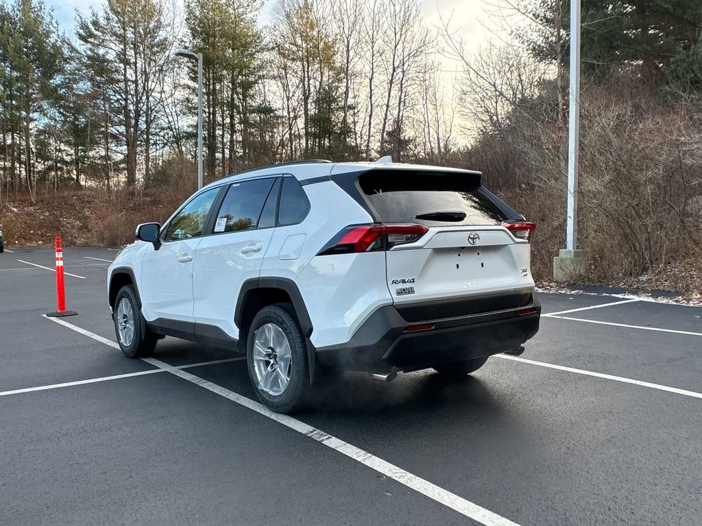 New 2025 Toyota RAV4 XLE w/ Convenience Package image 3
