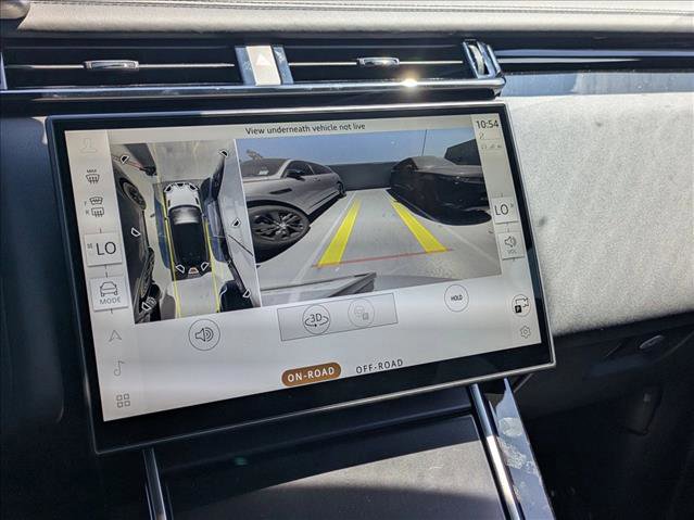 New 2026 Land Rover Range Rover Velar Dynamic SE image 13