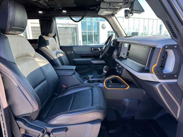 Used 2022 Ford Bronco Badlands image 10