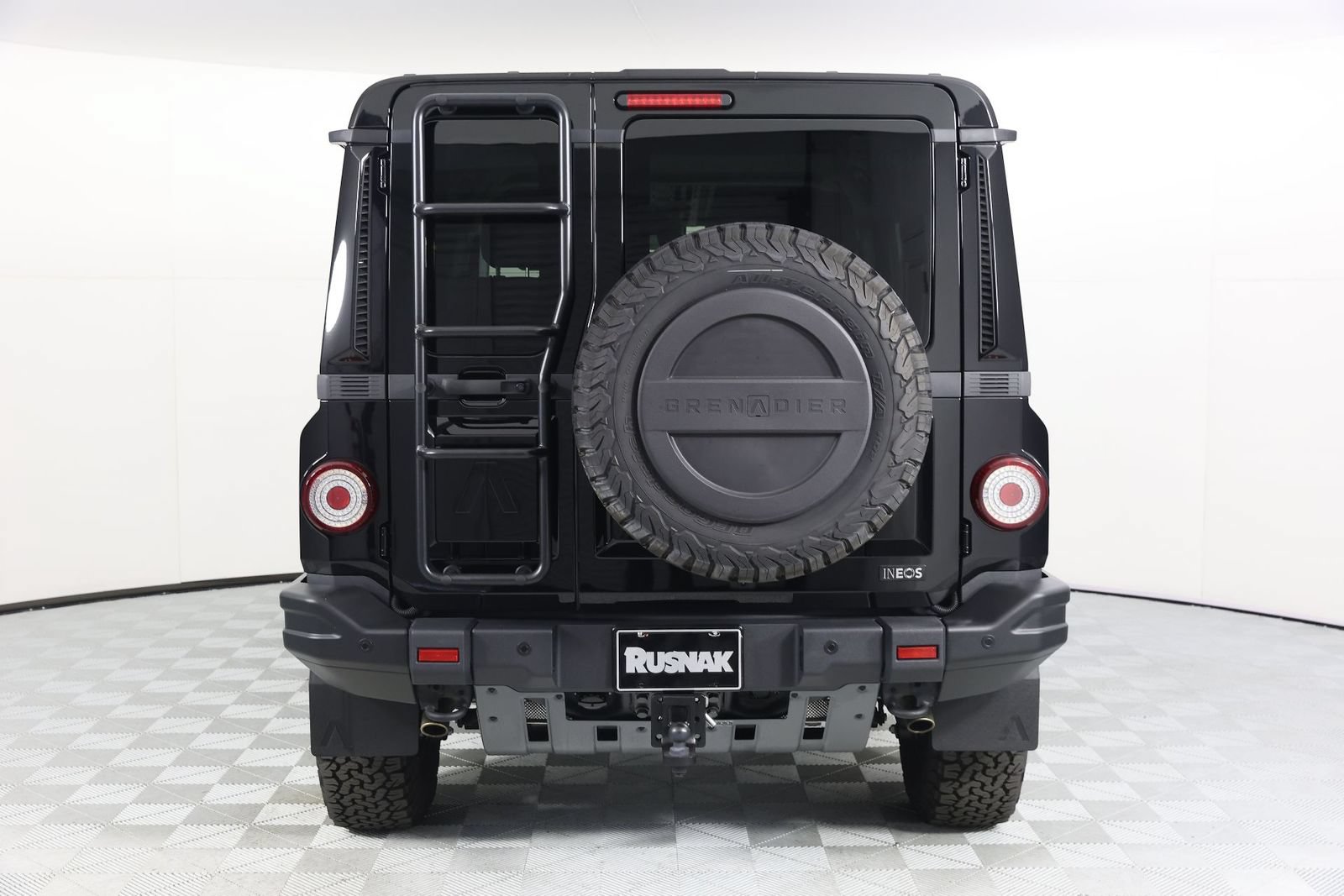 Used 2025 INEOS Grenadier AWD/4WD image 5