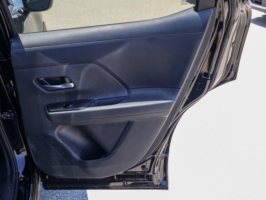 New 2026 Nissan Kicks SV w/ SV Premium Package FWD image 19