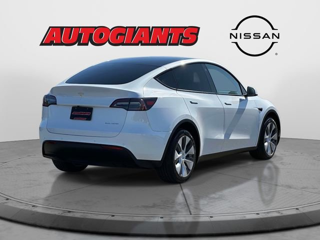 Used 2021 Tesla Model Y Long Range image 2