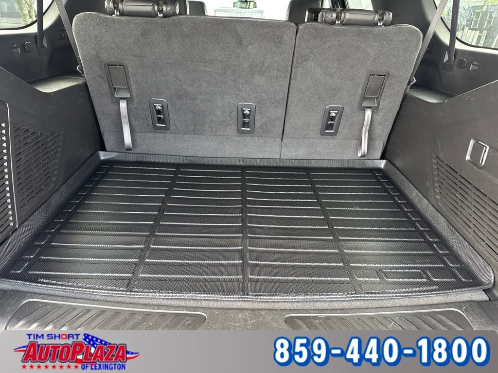 Used 2023 Chevrolet Suburban LT RWD image 41