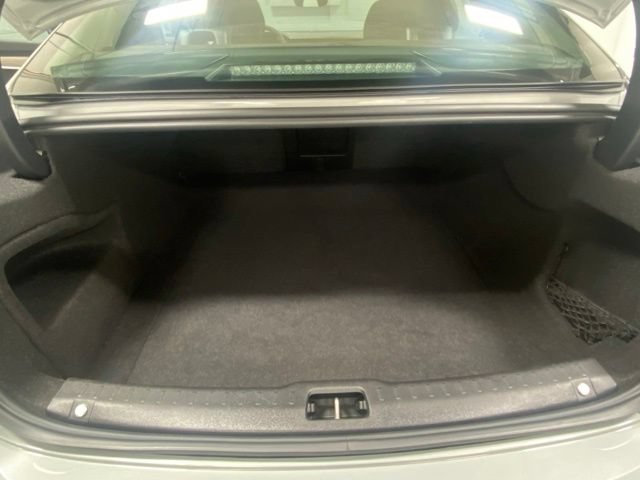 Used 2025 Volvo S90 B6 Plus AWD/4WD image 9
