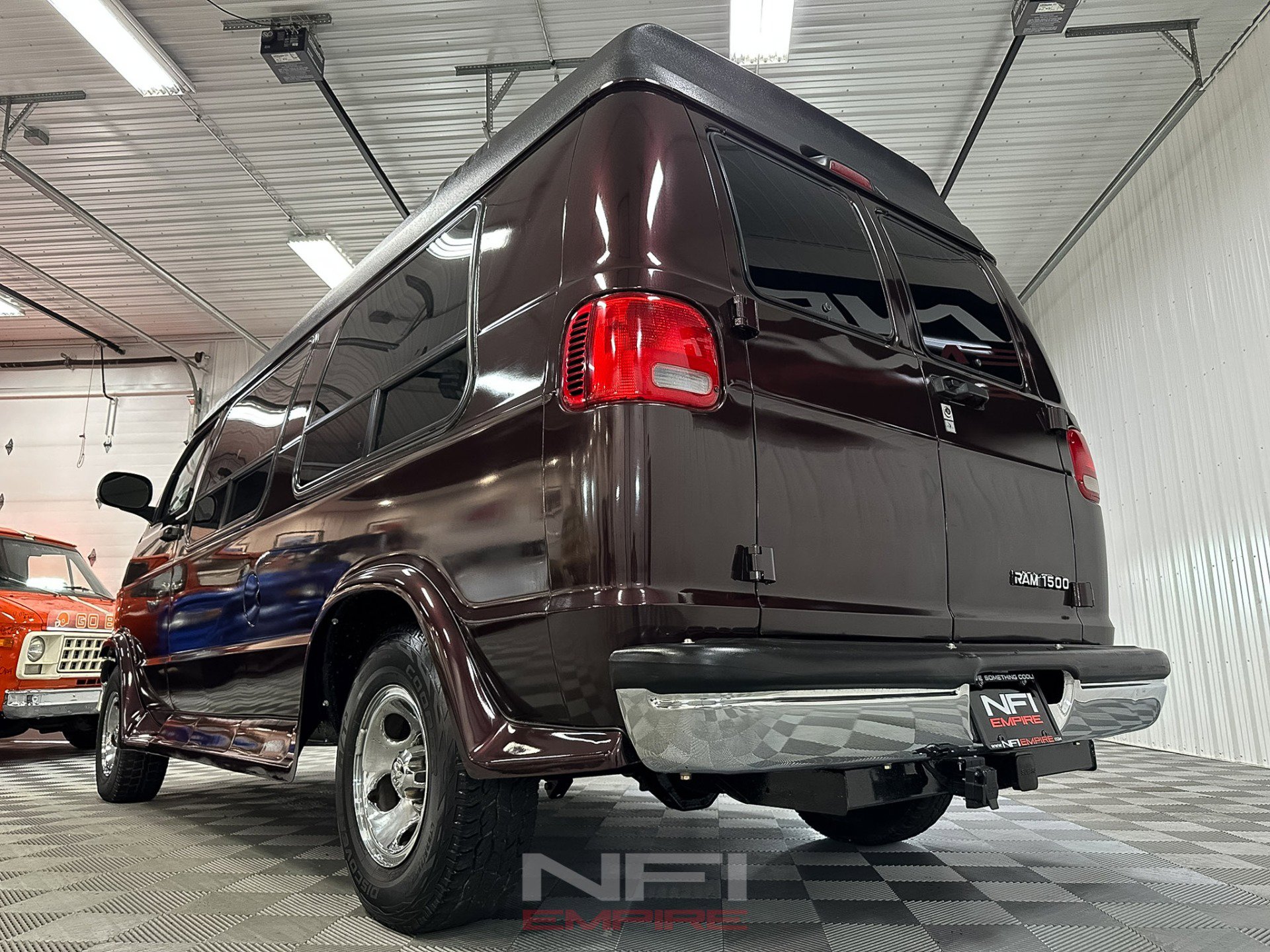 Used 2002 Dodge B1500 image 21