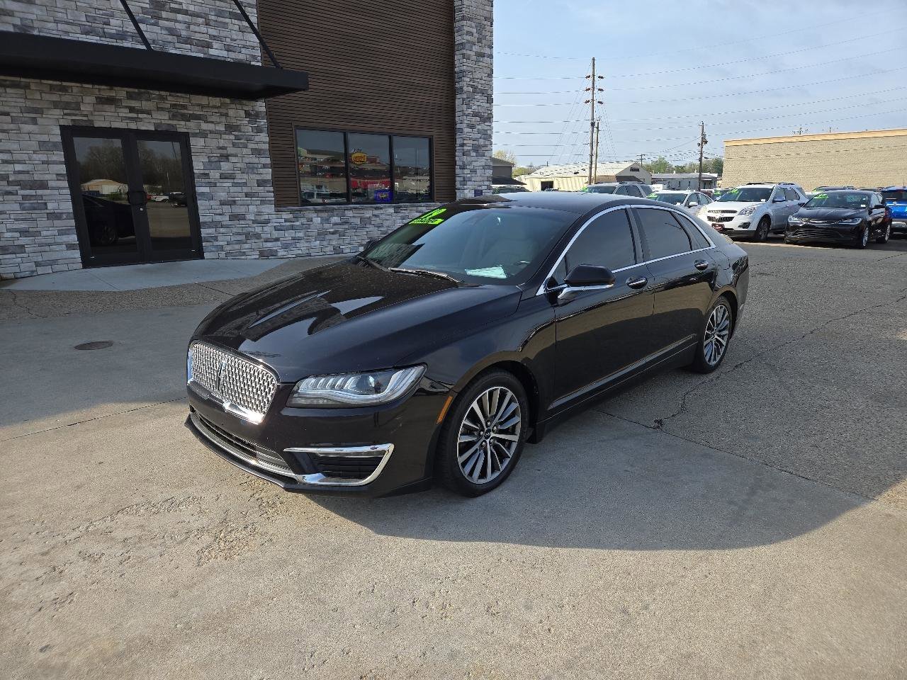 Used 2019 Lincoln MKZ Premiere AWD/4WD image 2