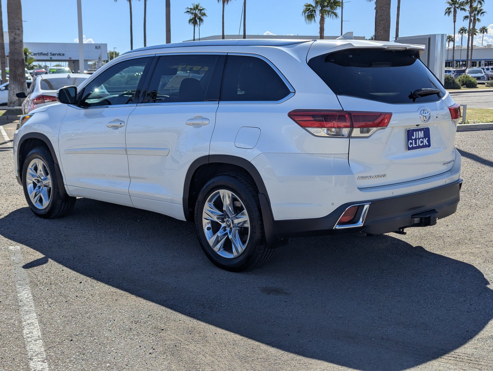 Used 2018 Toyota Highlander Limited AWD/4WD image 4