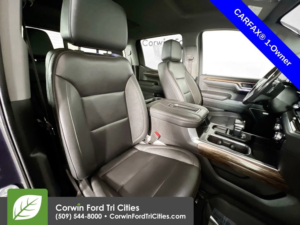 Used 2022 GMC Sierra 1500 Elevation w/ Elevation Premium Package image 17