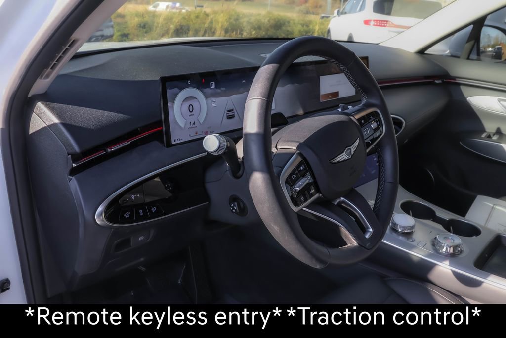 Used 2026 Genesis GV70 2.5T Select image 4