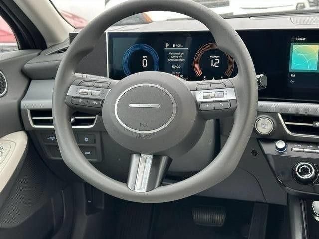 Used 2026 Hyundai Sonata SE FWD image 6