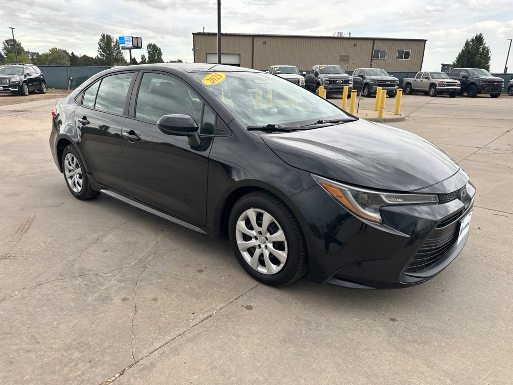 Used 2023 Toyota Corolla LE FWD image 32