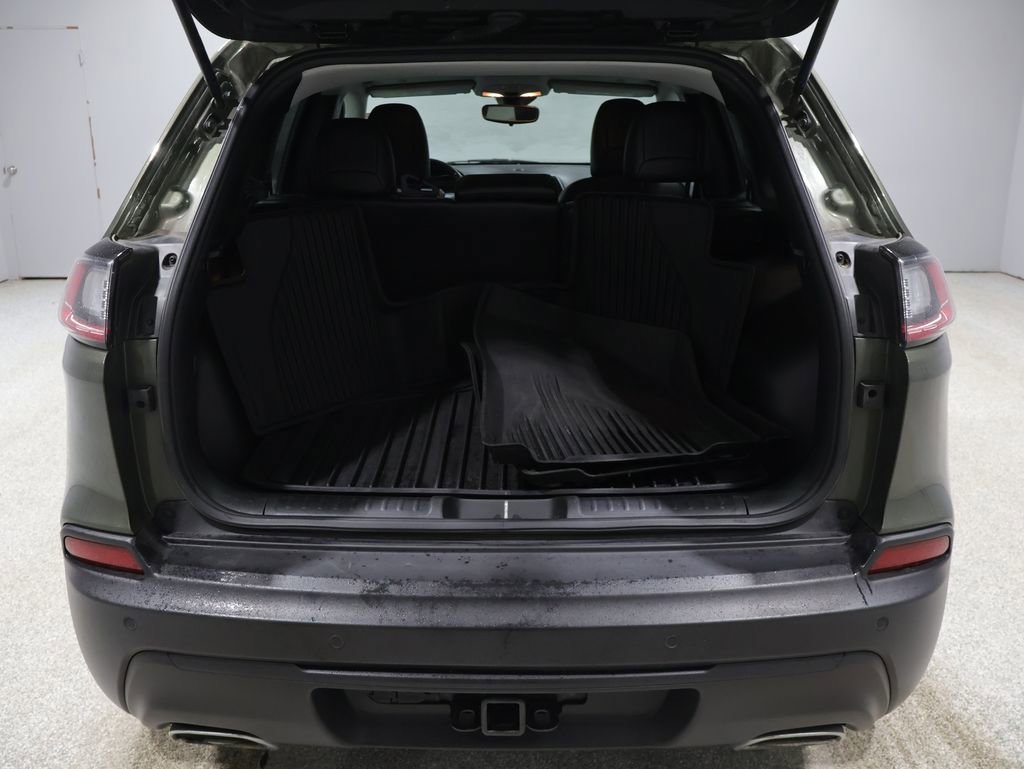 Used 2021 Jeep Cherokee Latitude Lux w/ Trailer Tow Group image 28