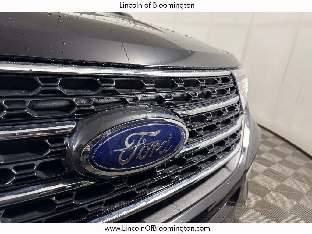 Used 2023 Ford Explorer XLT w/ Equipment Group 202A image 12